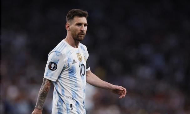 润泽·共生·未来--汇聚共生智慧 赋能未来变革——第二届京师教育·中小学名校长对话青岛活动圆满举办